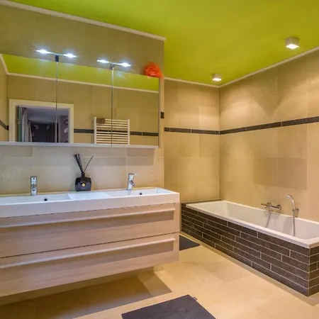 Holiday home La Chauve Souris *